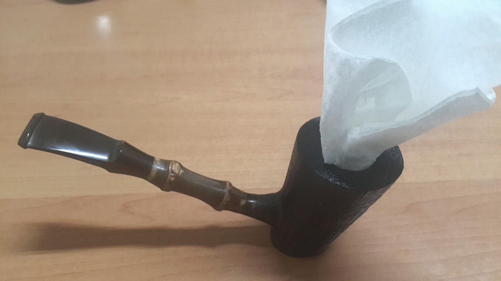 软纸折成扇形放入斗钵